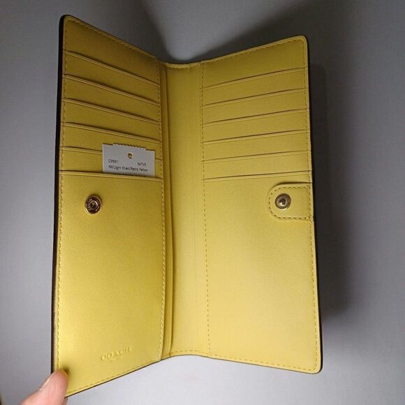 Coach C9591 Slim Wallet In Signature Canvas With Dreamy Veggie Print NWT… - Picture 2 of 3